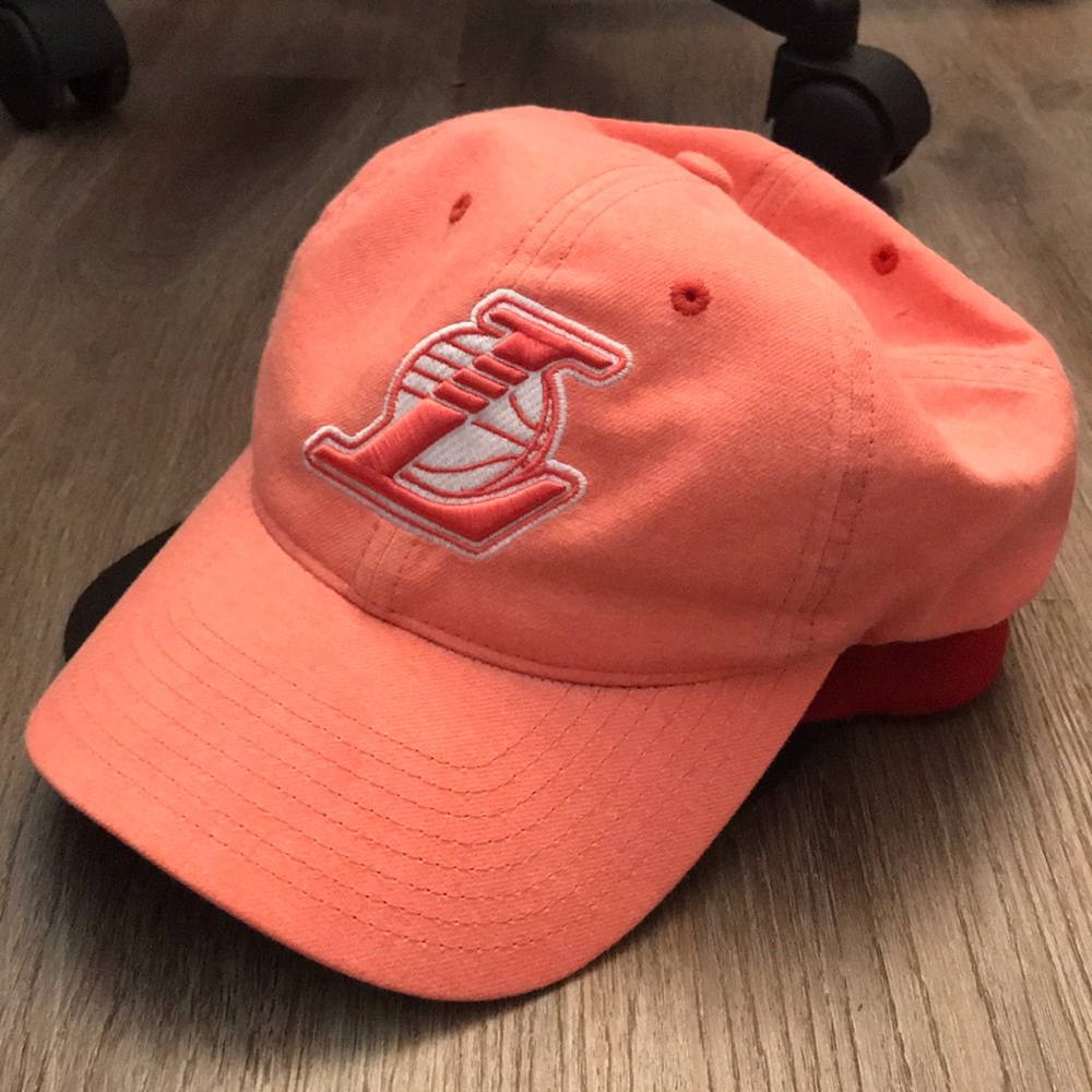 Mitchell & Ness Lakers hat